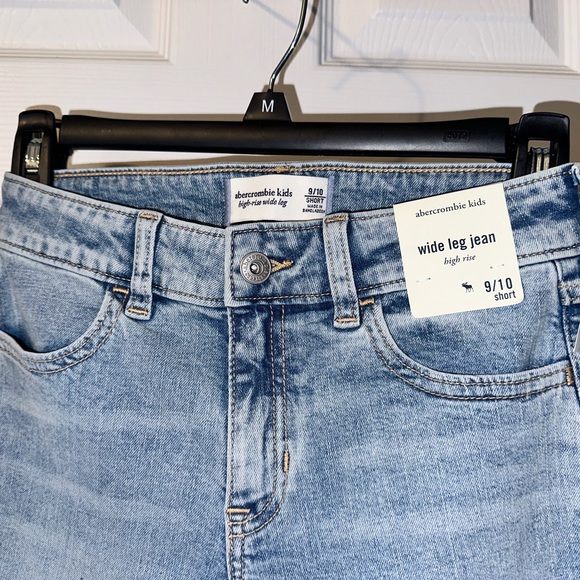 Abercrombie Kids Size wide leg high-rise jeans, size 9/10 short - Picture 7 of 8
